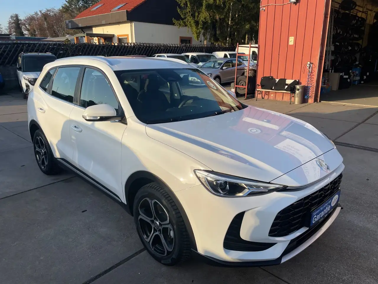 MG ZS 1.5 Hybrid+145 kWLuxury Automatik/Navi/Kamera 6