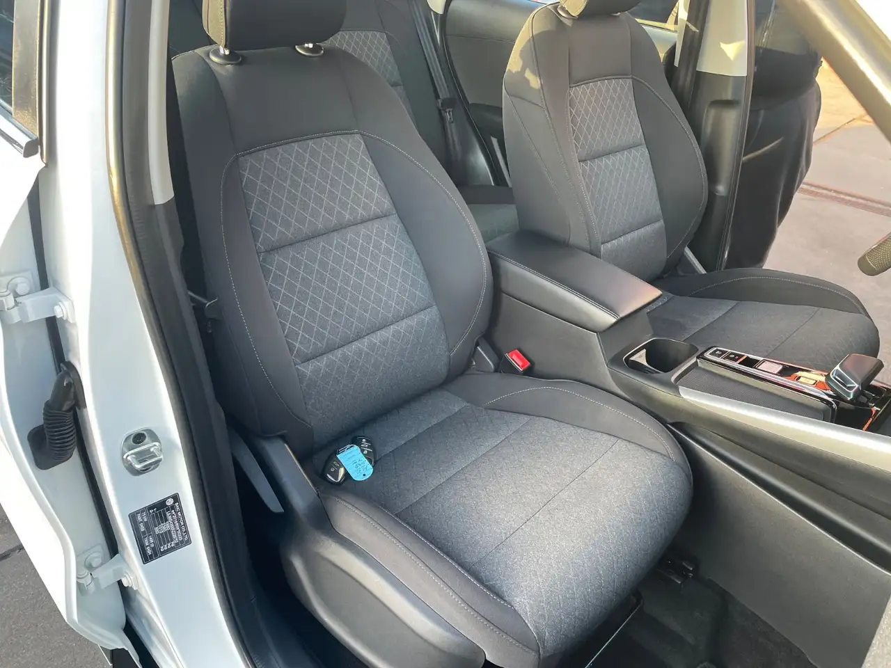 MG ZS 1.5 Hybrid+145 kWLuxury Automatik/Navi/Kamera 25