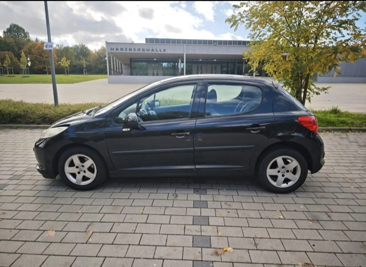 Peugeot 207