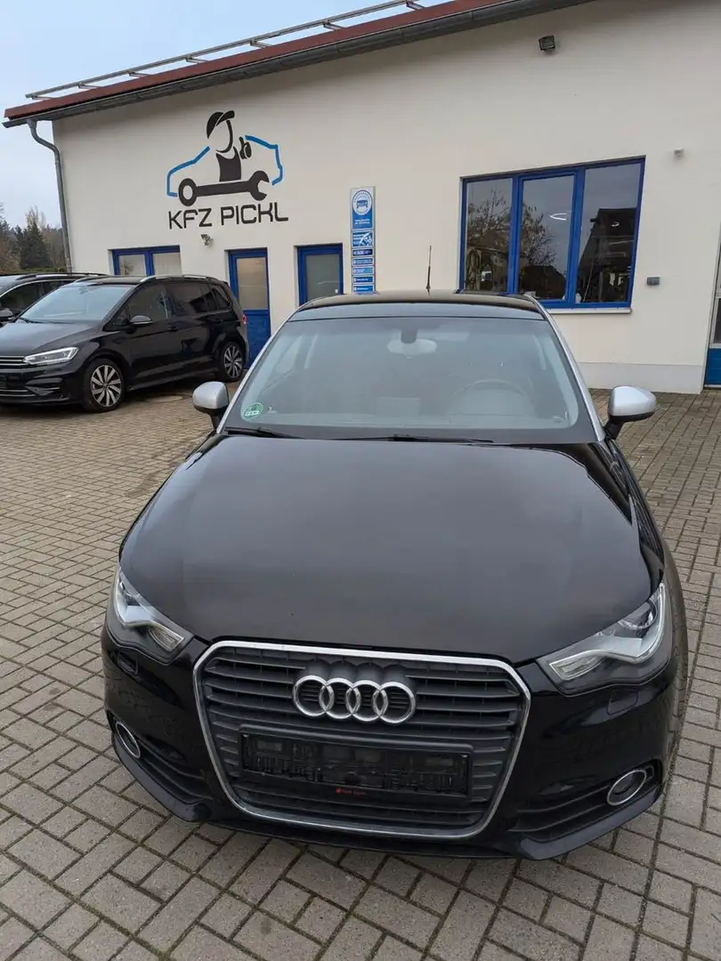 Audi A1 ambition 1,6TDI S-Line, Alu 18",3-trg Schwarz - 2