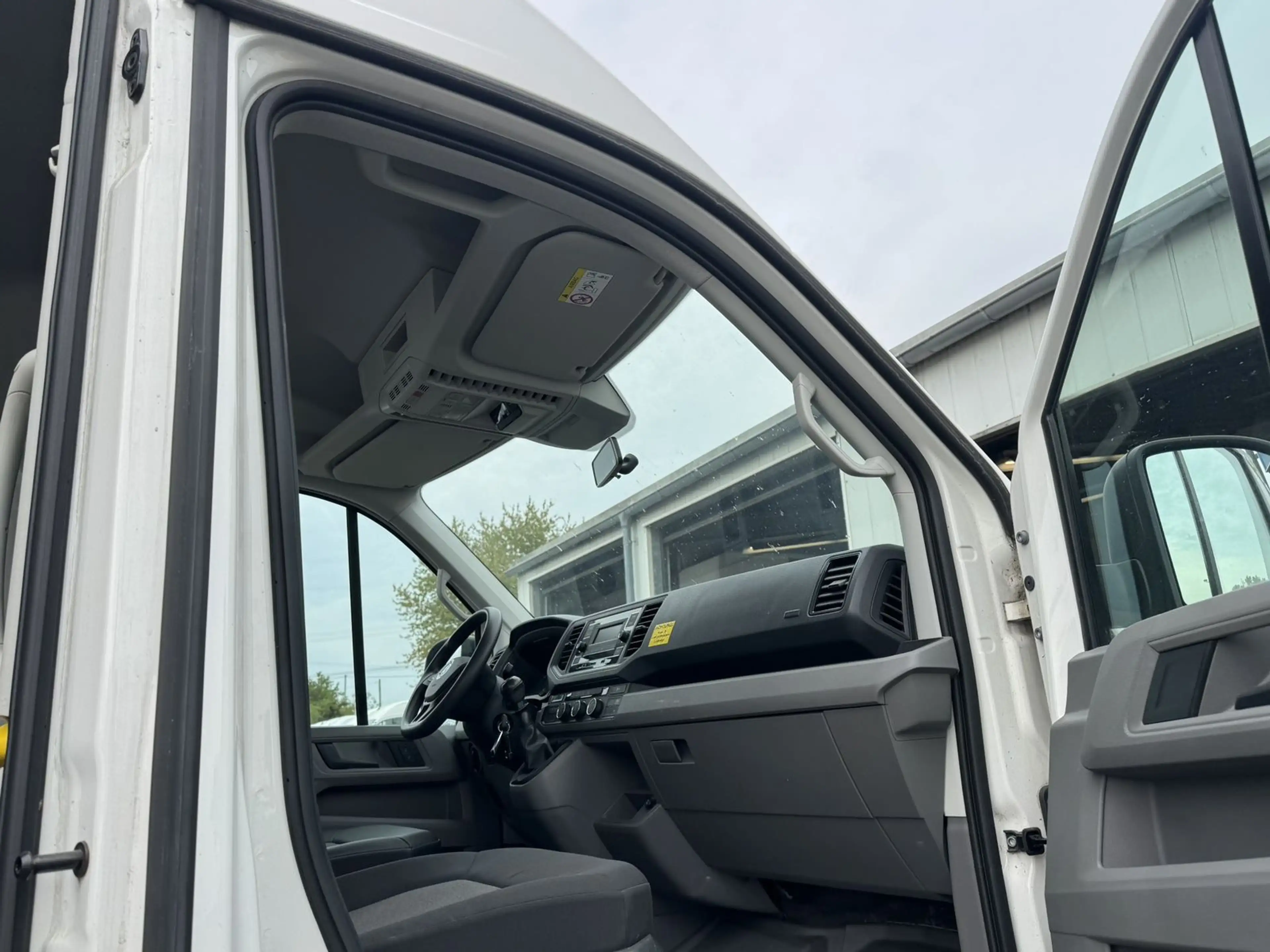 Volkswagen Crafter Kombi 35 LR Maxi L3H2 Standh*PDC*9-Sitze — photo 6