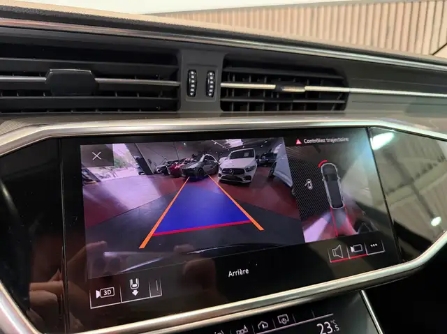 Audi A6 Avant view 13