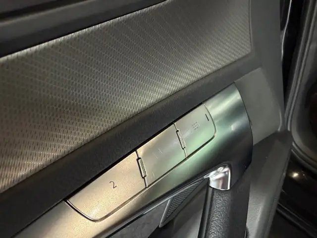 Audi A6 Avant view 9