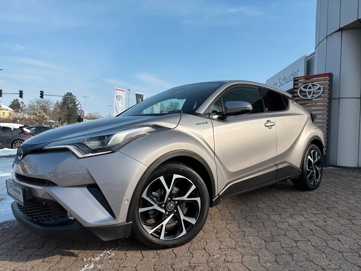Toyota C-HR Hybrid Team D **gepflegt** Argent - 1