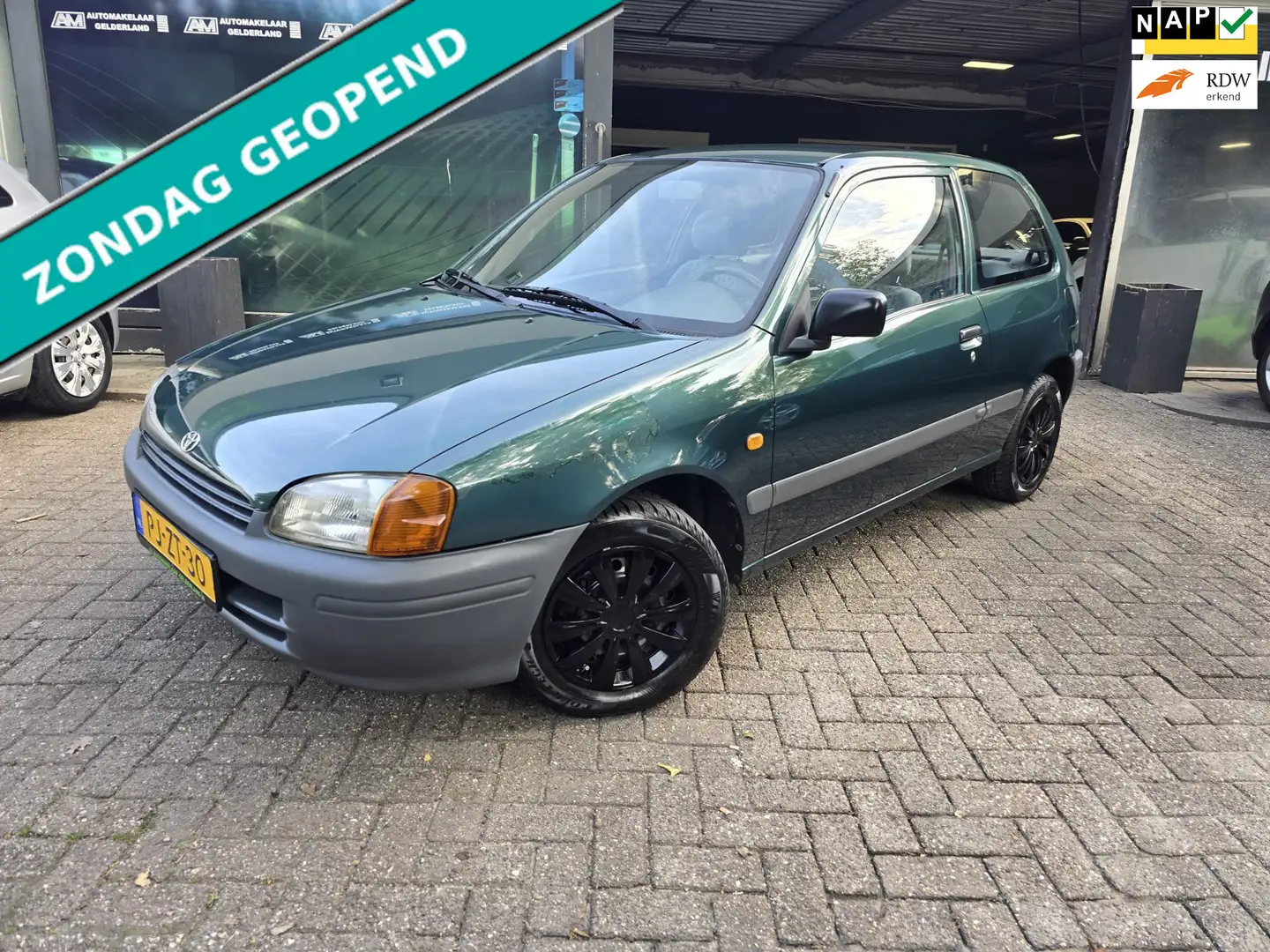 Toyota Starlet 1.3-16V | NIEUWE APK | STUURBEKRACHTIGING | Groen - 1