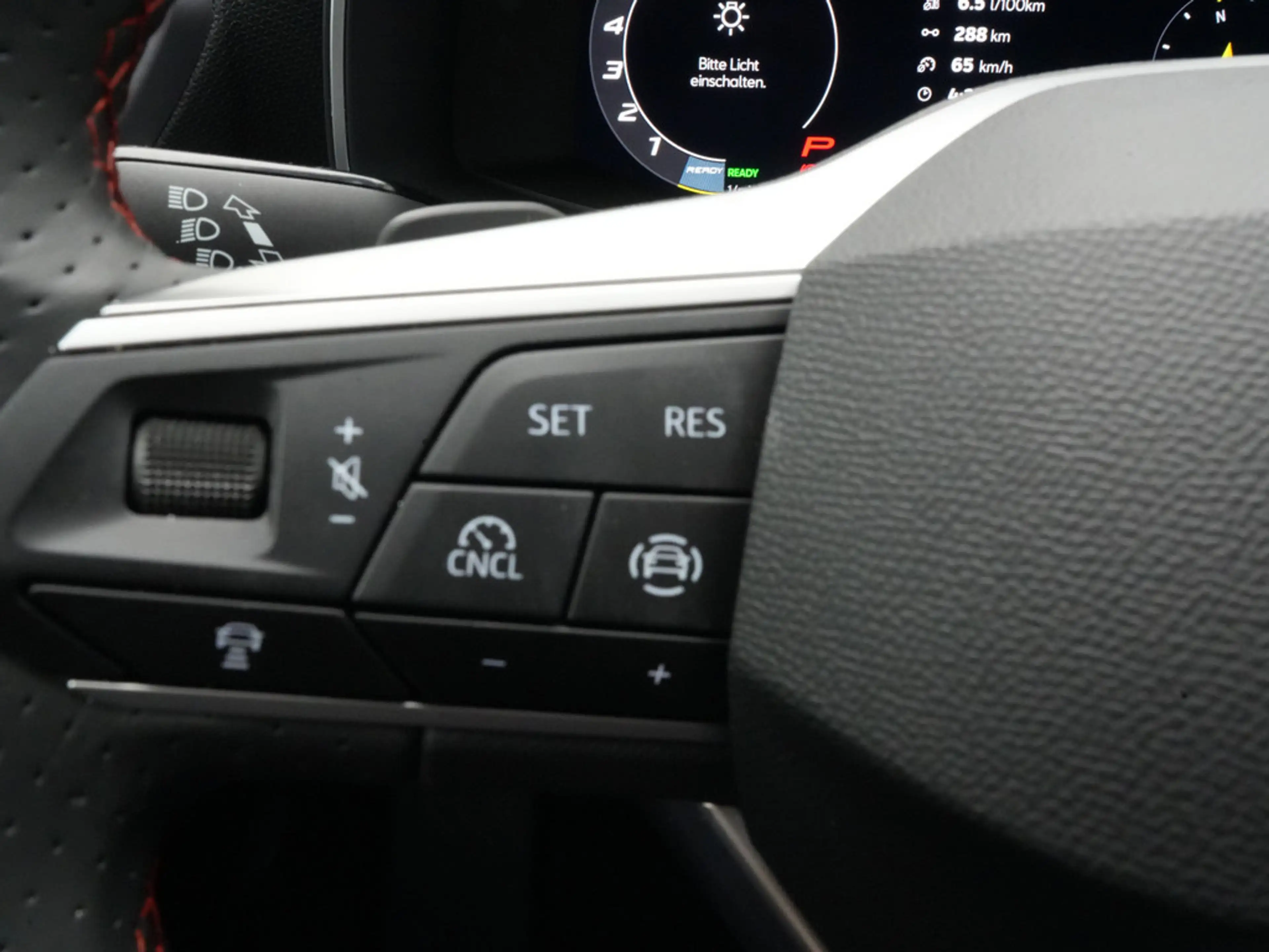 SEAT Leon ST FR DSG ACC NAVI SHZ KAM LED KEYLESS — photo 5
