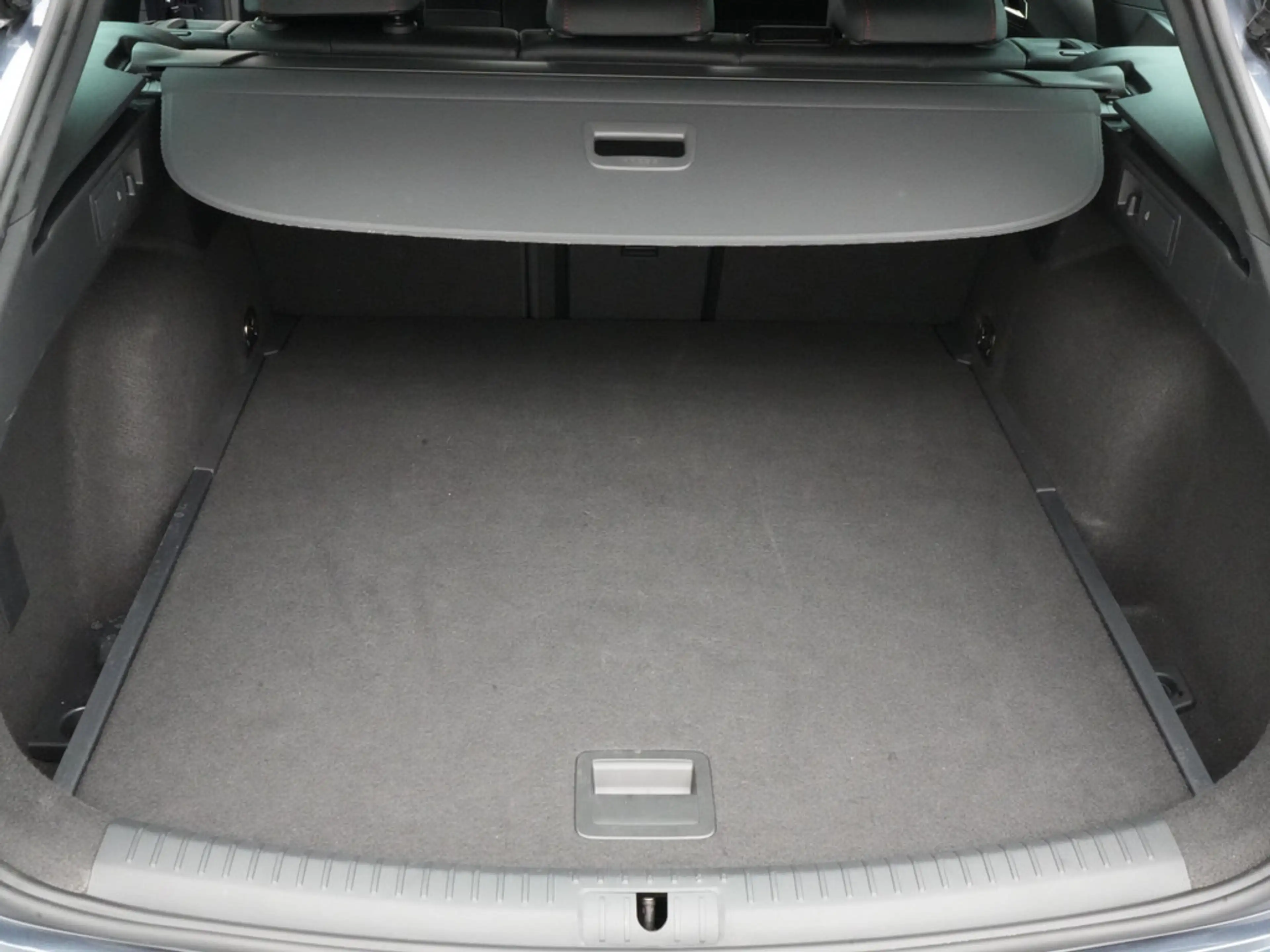 SEAT Leon ST FR DSG ACC NAVI SHZ KAM LED KEYLESS — photo 13