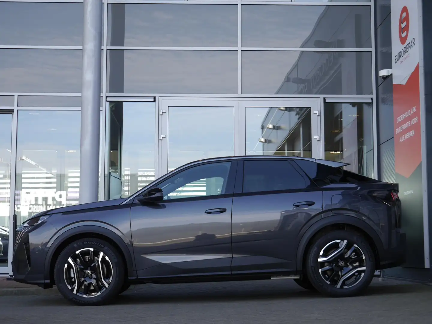 Peugeot 3008 e-3008 Allure 73 kWh | Nieuwe auto | Wltp 525 km | Grijs - 2