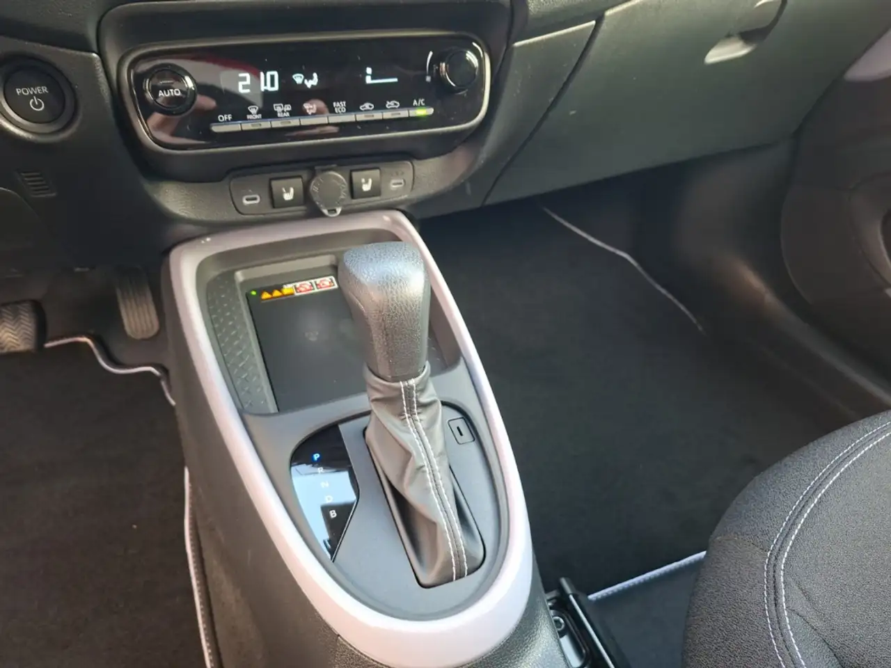 Toyota Aygo X Teamplayer 1.5 HYBRID AUTOM. +Sitzheizung +Kamera 14