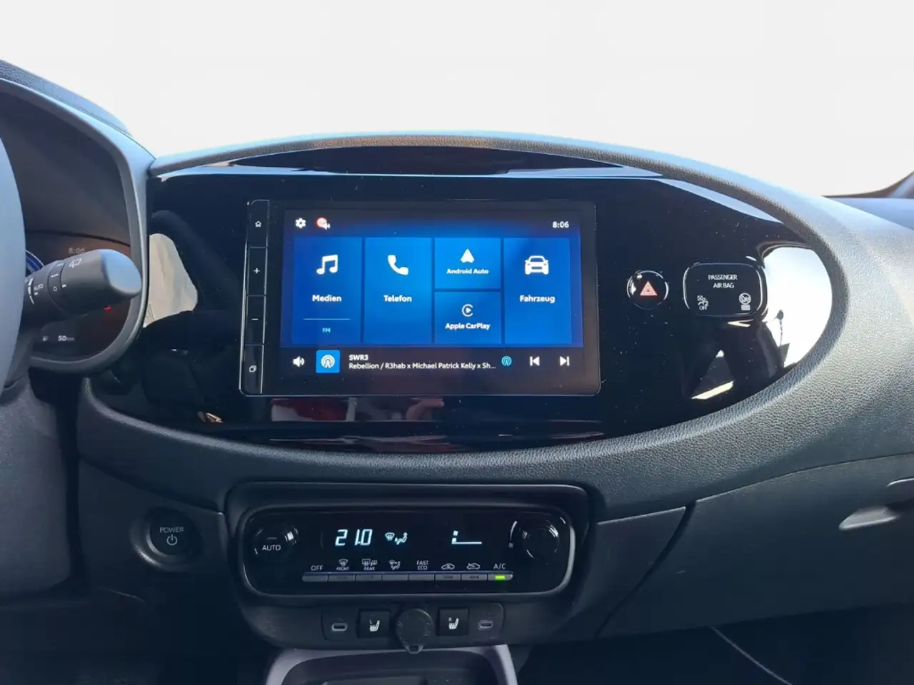 Toyota Aygo X Teamplayer 1.5 HYBRID AUTOM. +Sitzheizung +Kamera 12
