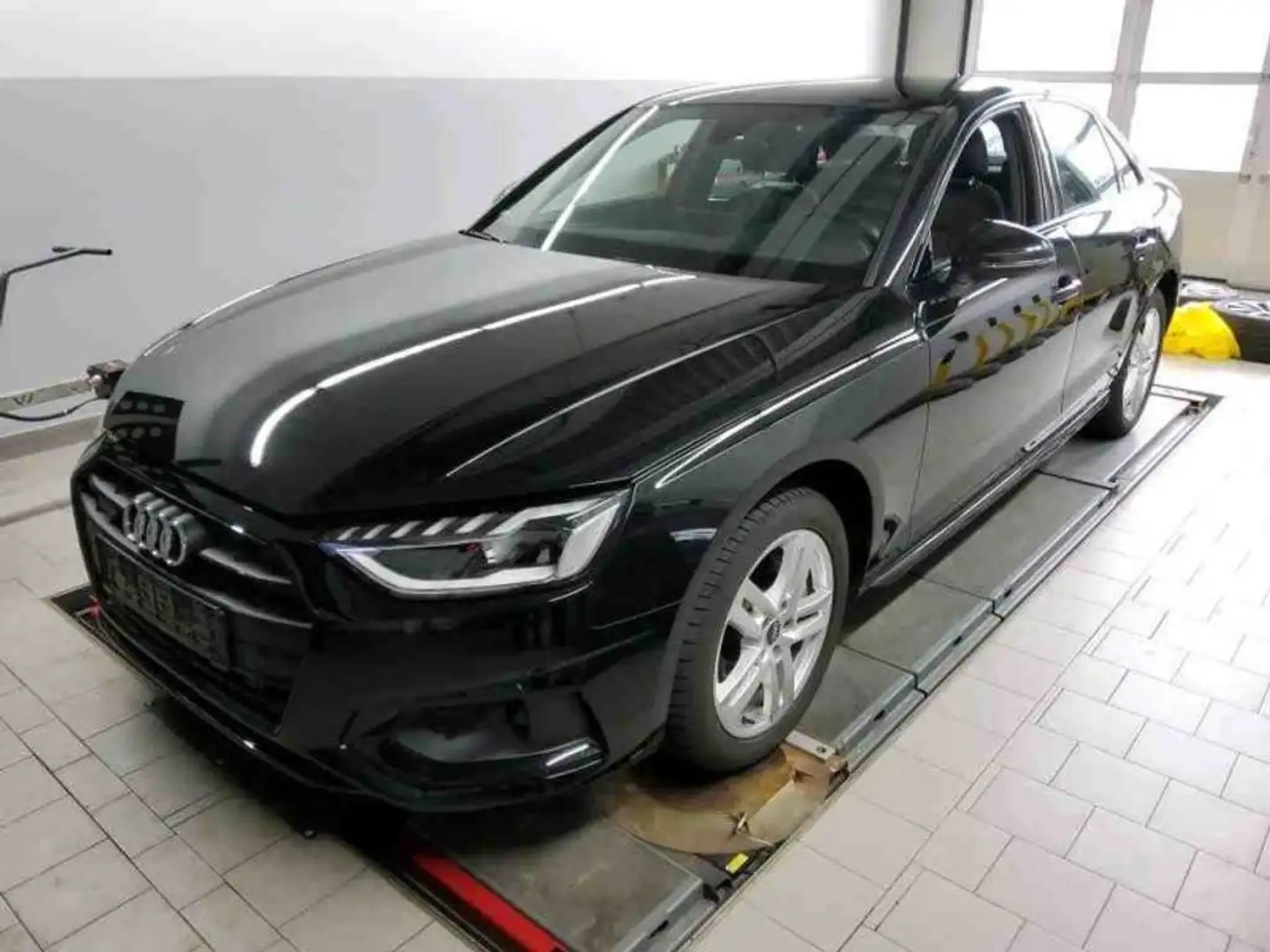 Audi A4 40 TDI quattro S tronic advanced Schwarz - 2