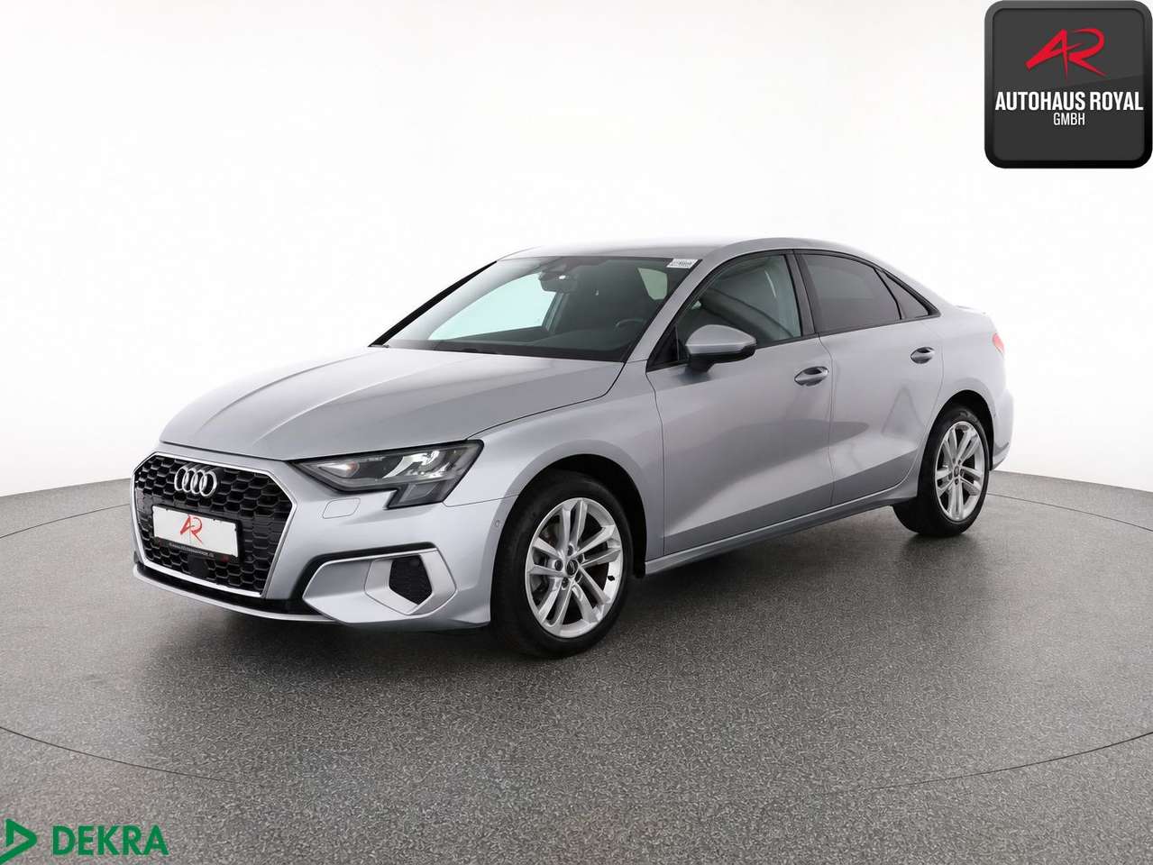 Audi A3 2022 — Limousine 30 TFSI KAMERA,CARPLAY,SCHECKHEFT