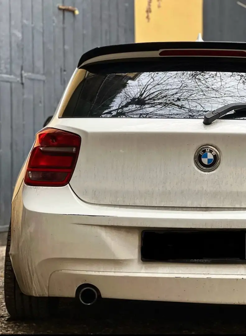 BMW 116 Serie 1 F/20-21 2011 116d 5p Sport Bianco - 1