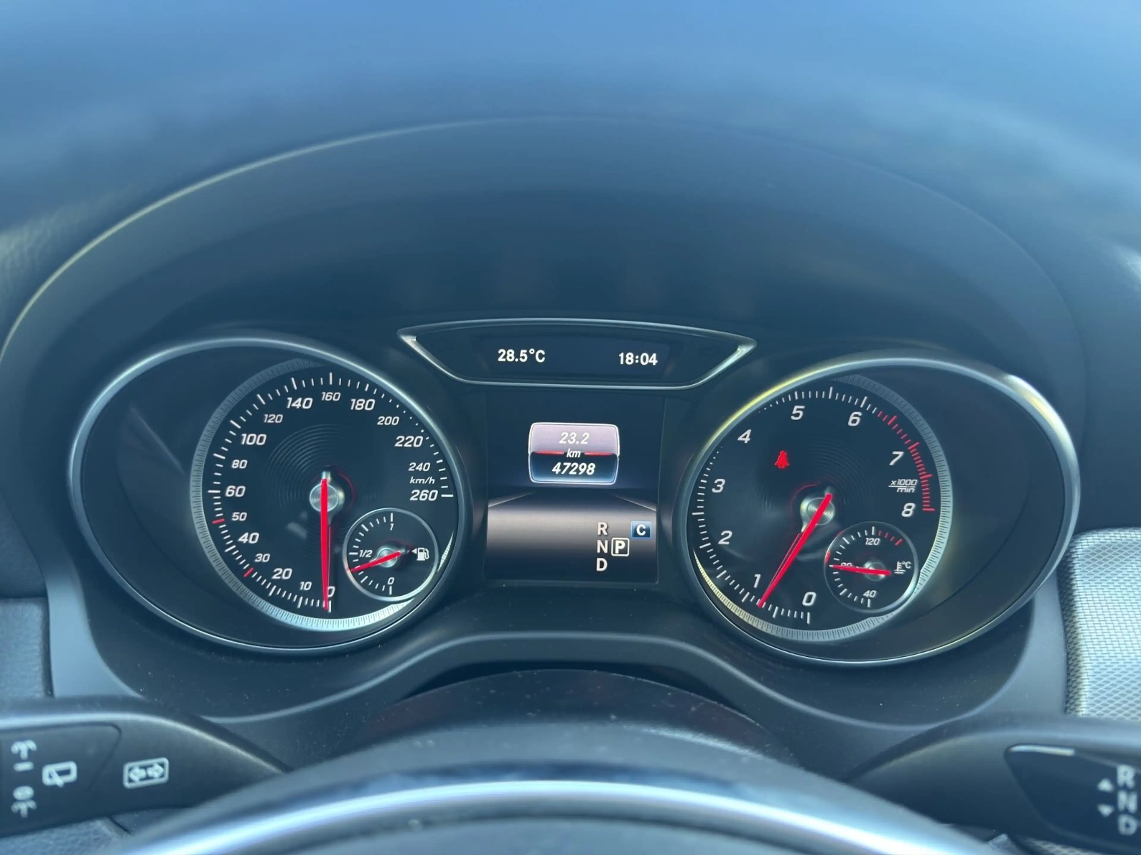 Mercedes-Benz GLA 220 4Matic *AMG*AHK*NAVI*LED*TEMP*EDITION — photo 14