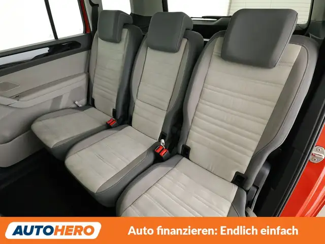 Volkswagen Touran view 14