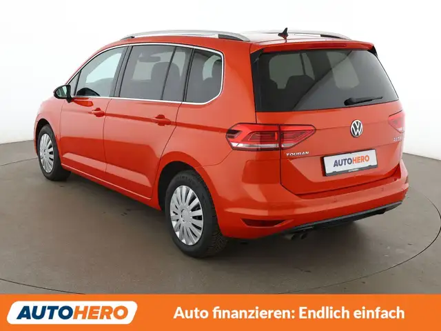 Volkswagen Touran view 4