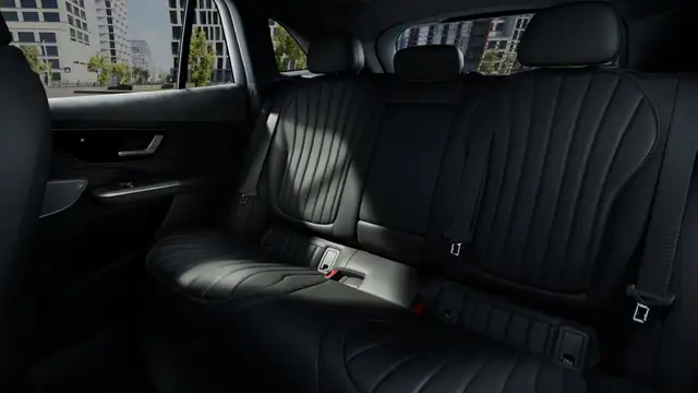 Mercedes-Benz EQE view 10