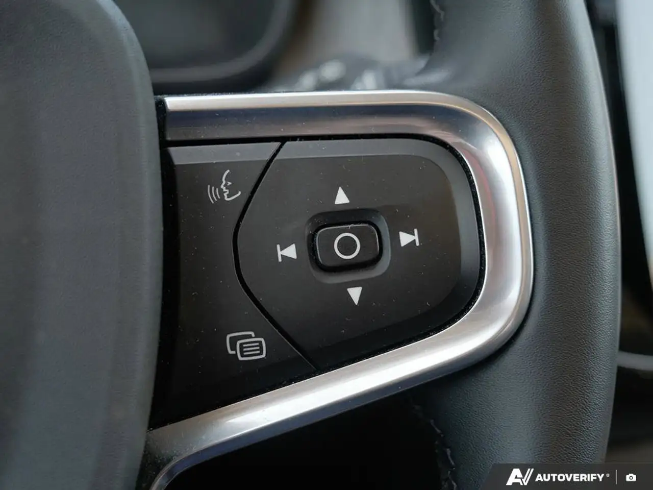 Volvo XC40 снимка Volvo XC40