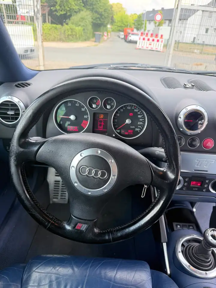 Audi TT Coupe 1.8 T, foto 10