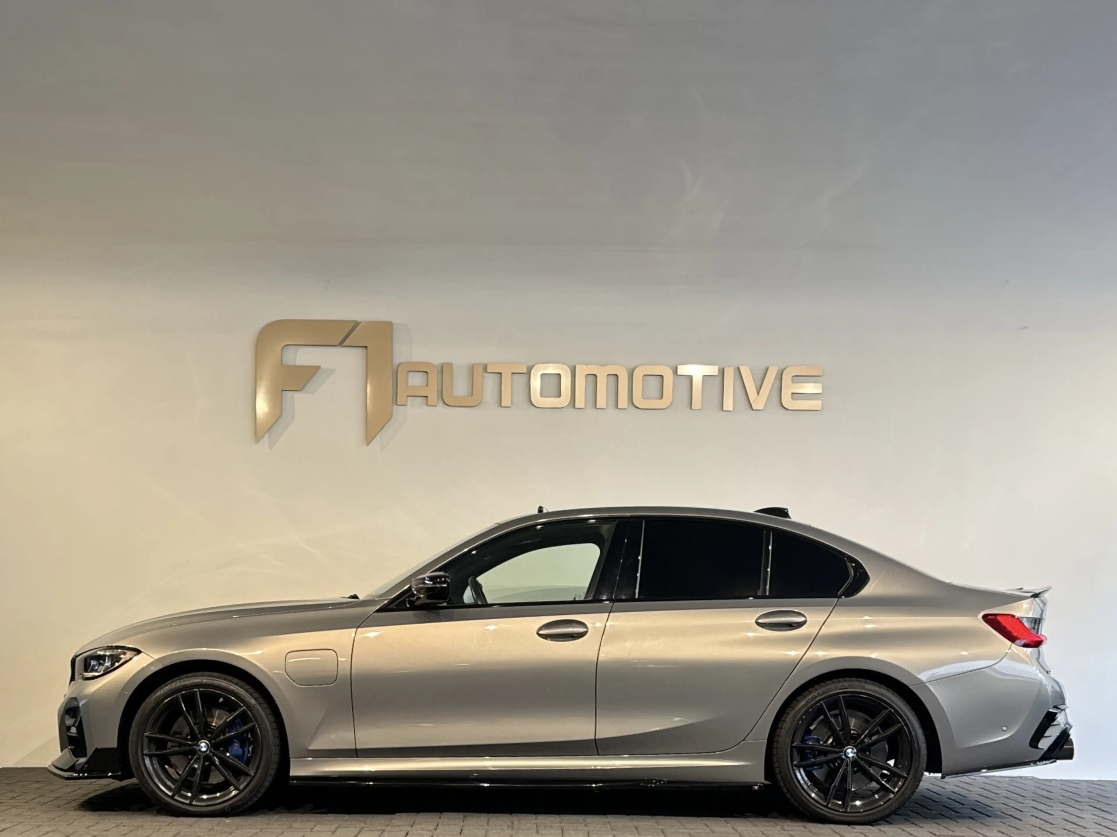 BMW 330 3-serie 330e High Executive Pano|Laser|Maxton|Klep — photo 8