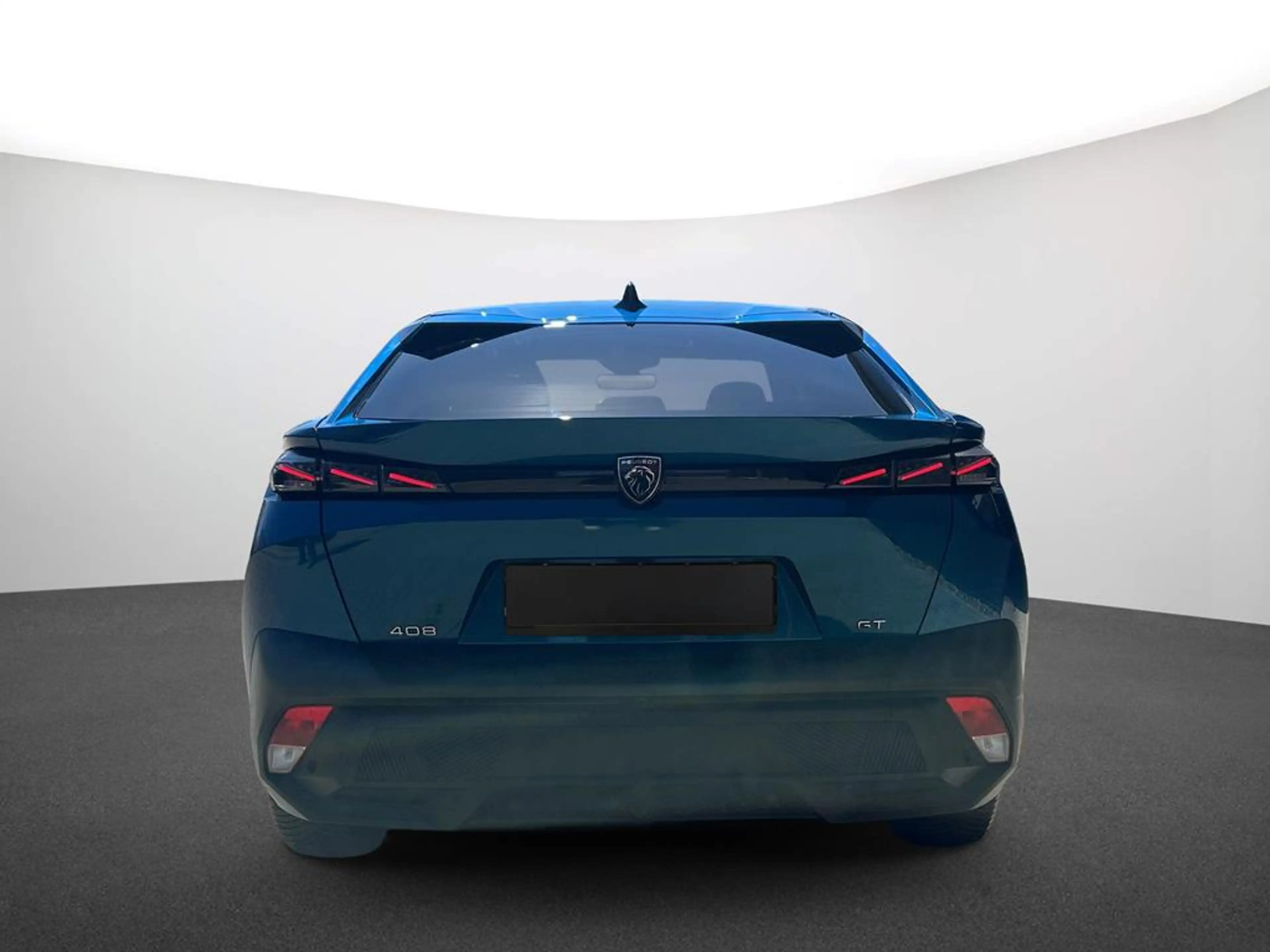 Peugeot 408 GT PureTech 130 EAT8 — photo 4