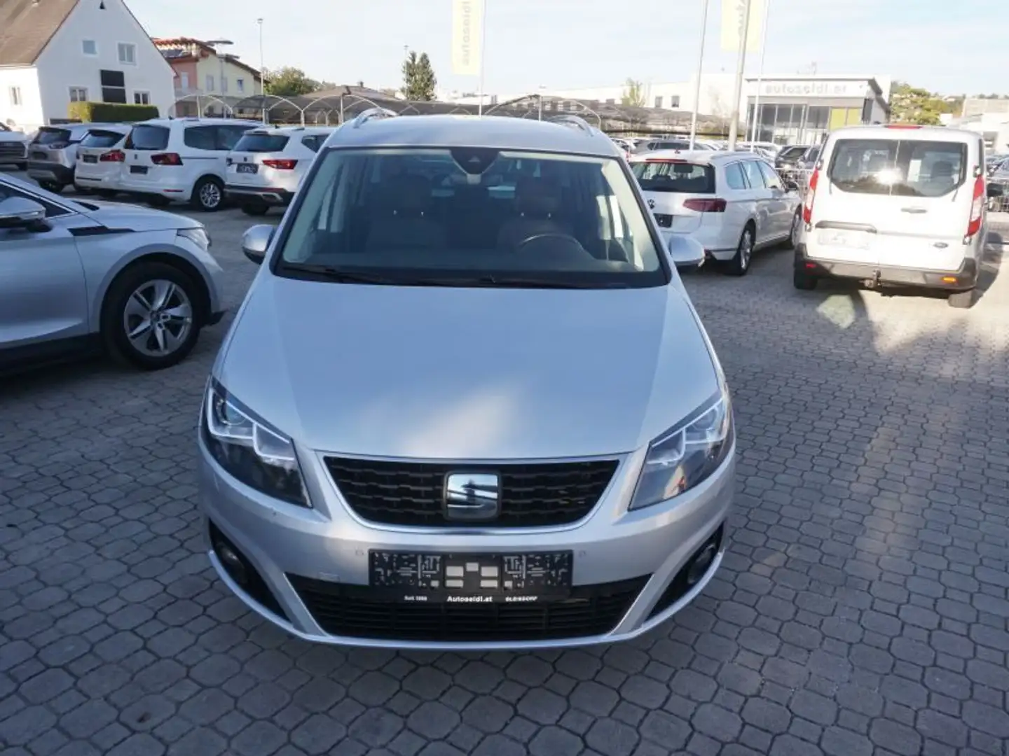 SEAT Alhambra Executive 1,4 TSI DSG *7 SITZE+TOPAUSSTATTUNG* Silber - 2