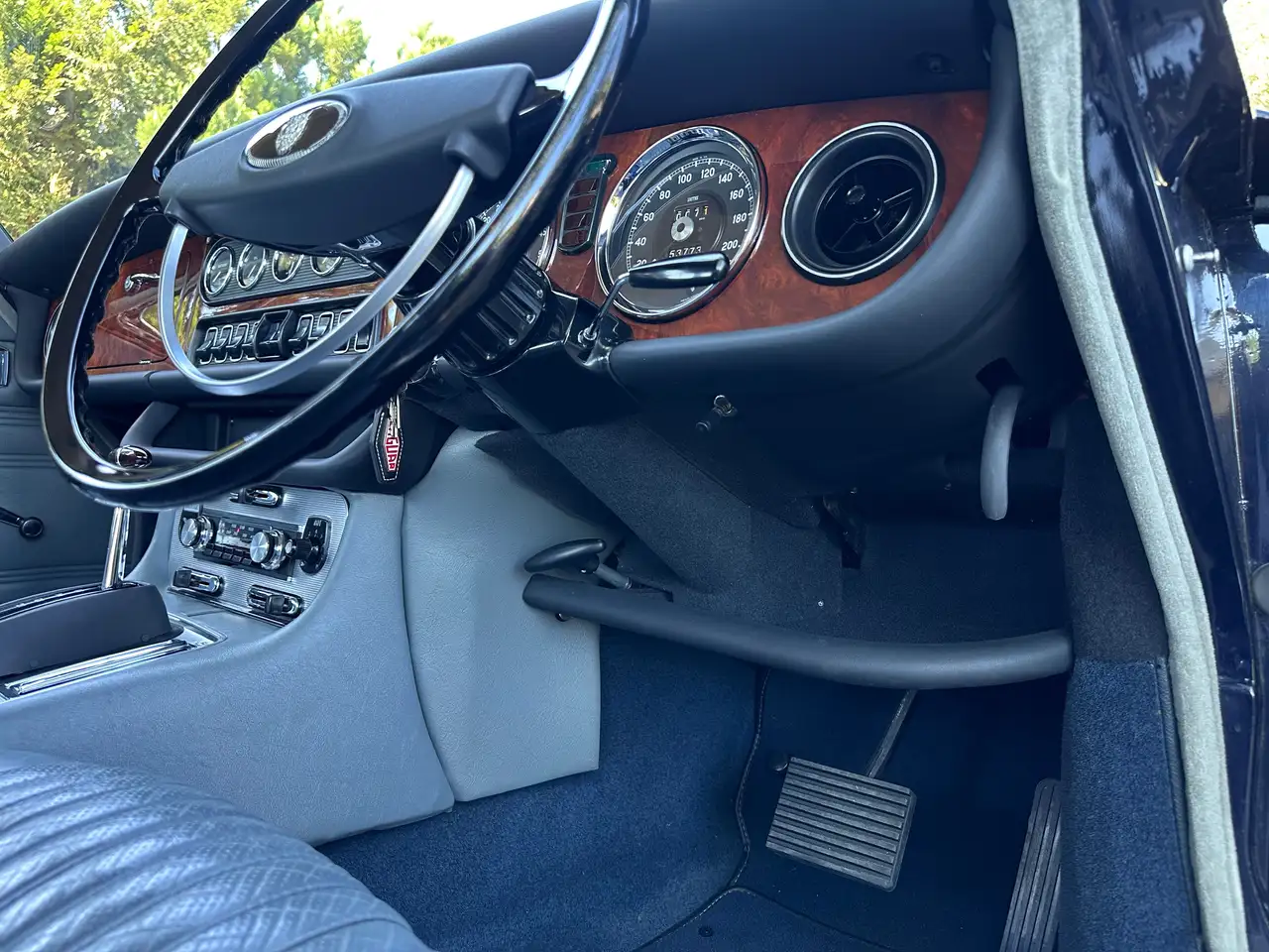 Jaguar XJ 6, Serie 1, foto 8