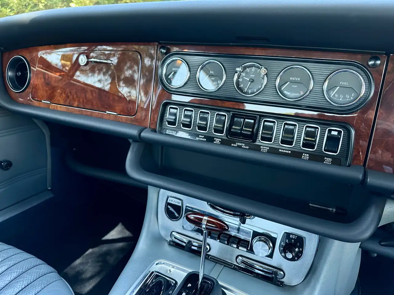 Jaguar XJ 6, Serie 1, foto 9
