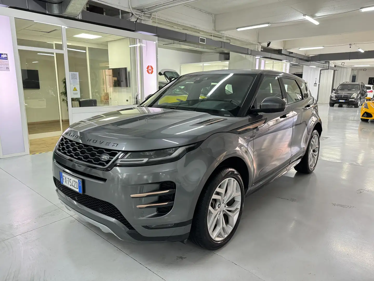 Land Rover Range Rover Evoque 2.0d i4 mhev R-Dynamic SE awd 150cv auto - 1