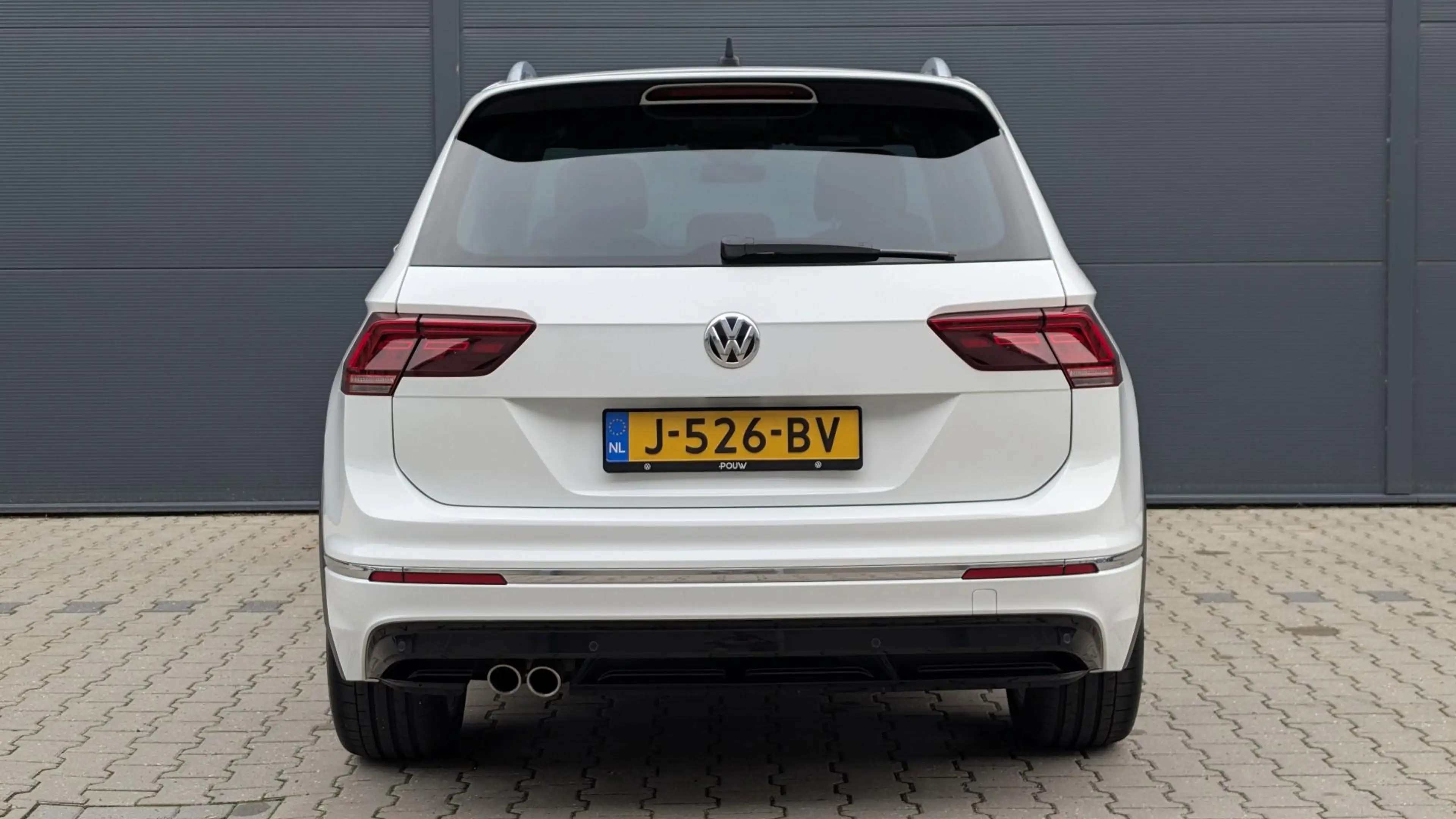 Volkswagen Tiguan 1.5 TSI 130pk R-Line Business | Navigatie | Adapti — photo 11