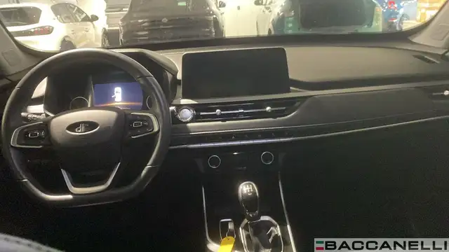 DR Automobiles DR5.0 view 14