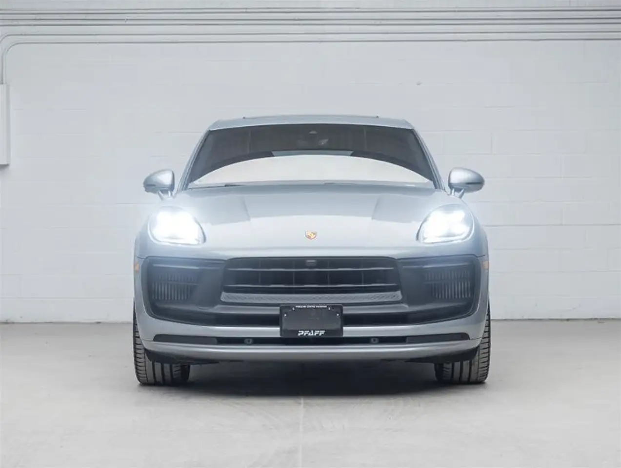 Porsche Macan снимка Porsche Macan