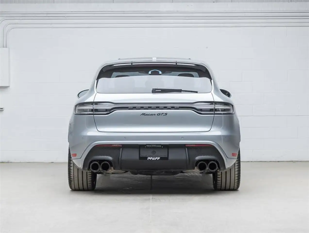 Porsche Macan снимка Porsche Macan