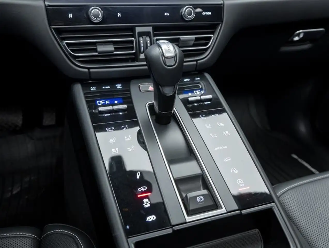 Porsche Macan снимка Porsche Macan