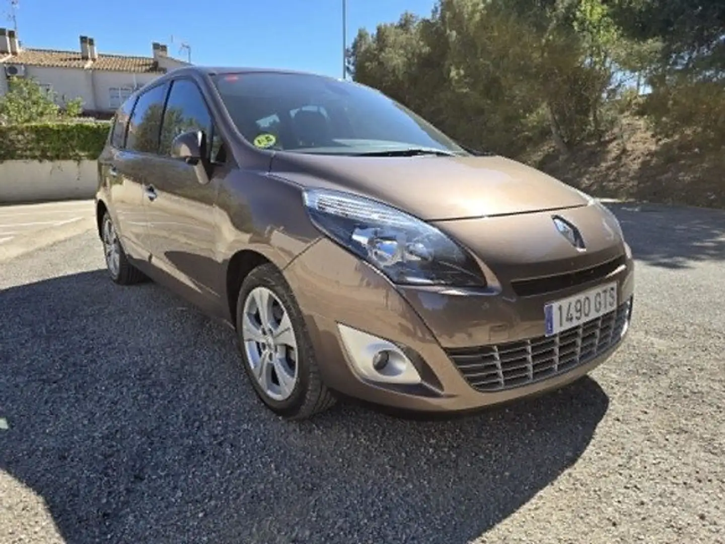 Renault Grand Scenic 1.9dCi Dynamique 7pl. Marrón - 1