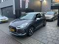 DS Automobiles DS 3 1.2 PureTech So Chic 3e Eigenaar! Airco PDC NAP AP Grijs - thumbnail 1
