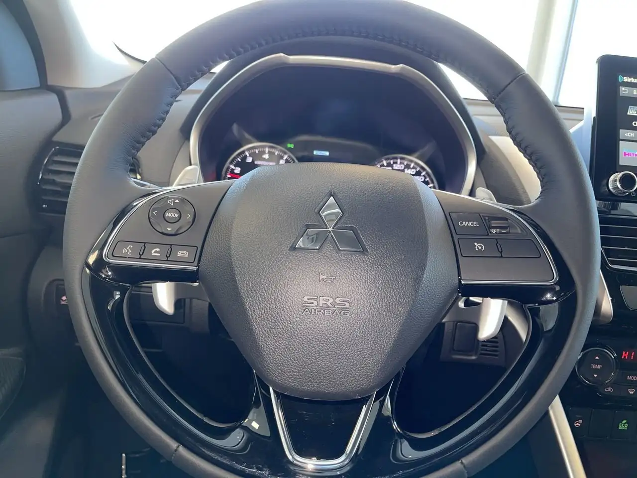 Mitsubishi Eclipse Cross снимка Mitsubishi Eclipse Cross