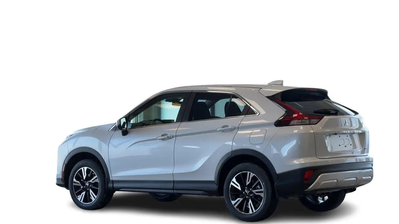 Mitsubishi Eclipse Cross снимка Mitsubishi Eclipse Cross
