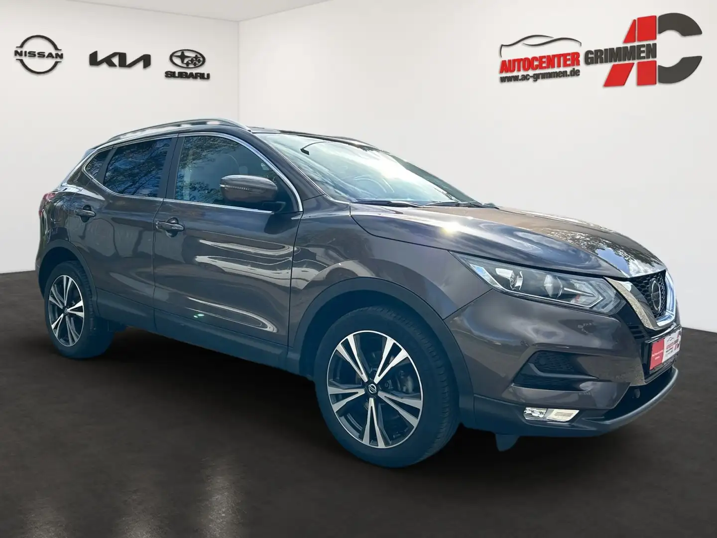 Nissan Qashqai 1.3 DIG-T N-Way Braun - 2