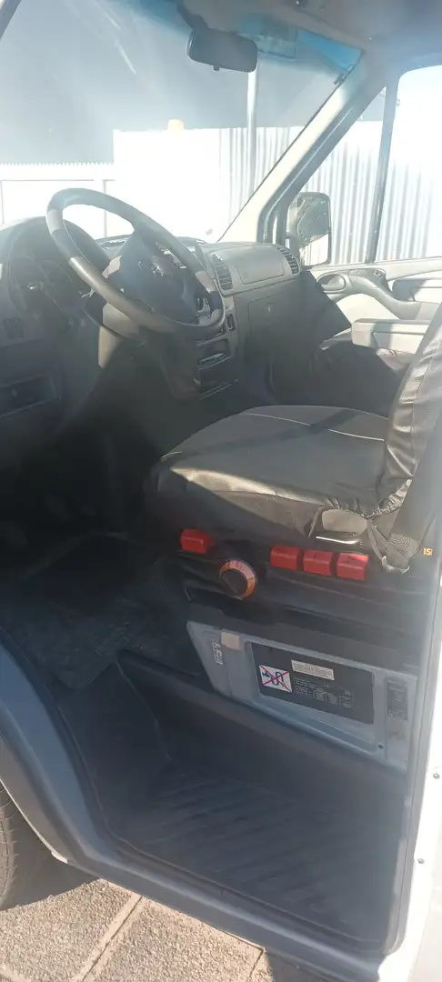 Mercedes-Benz Sprinter 216cdi Gris - 2