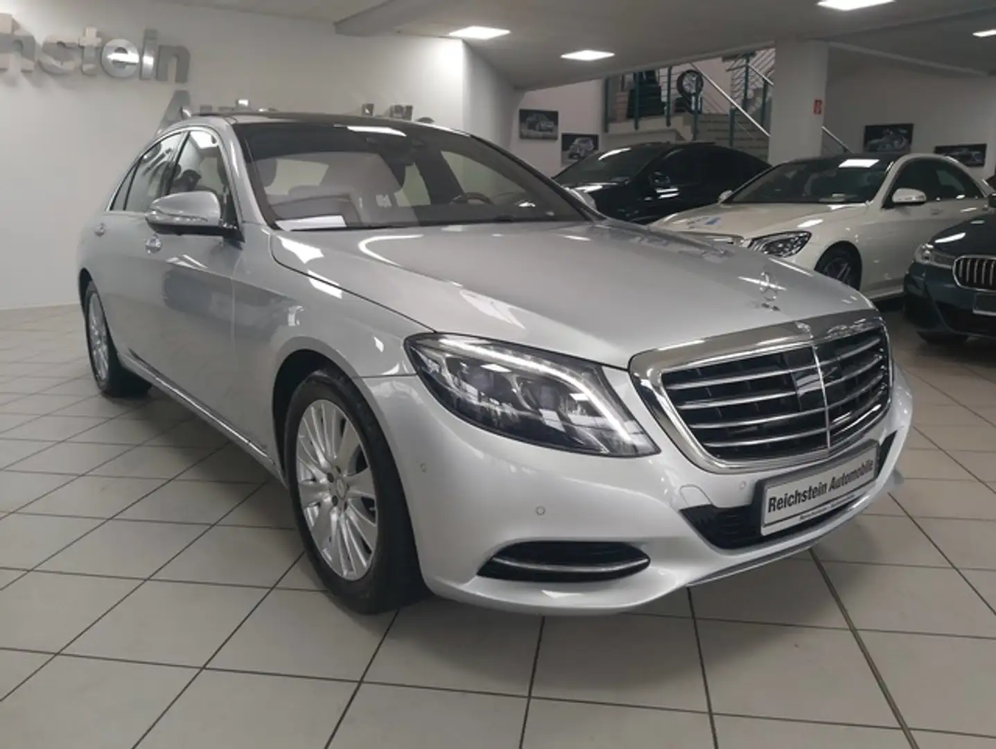 Mercedes-Benz S 500 4M MEMORY PANO DISTR KEYLESS-GO TOTW AIRM Silber - 2