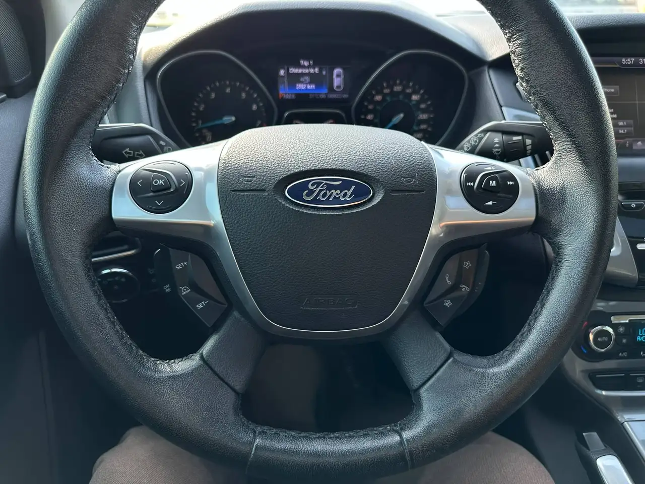 Ford Focus снимка Ford Focus