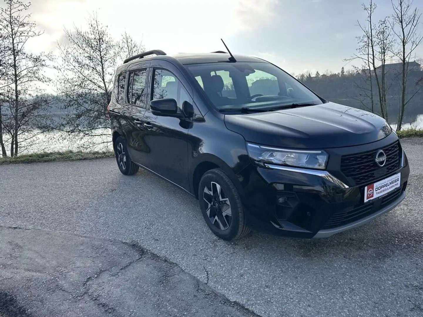 Nissan Townstar Tekna L1 Schwarz - 2