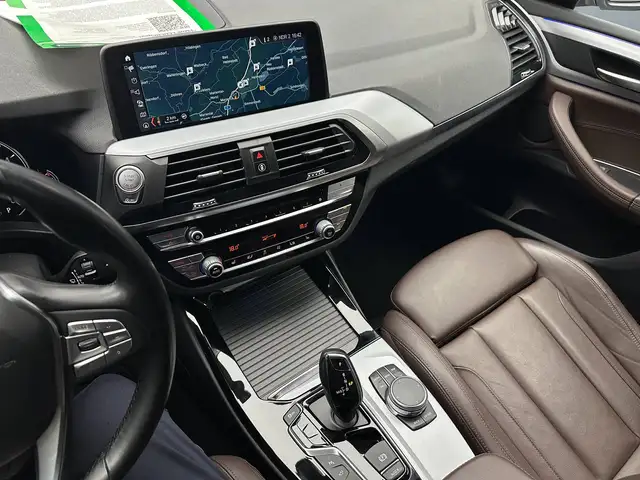 BMW X3 view 20