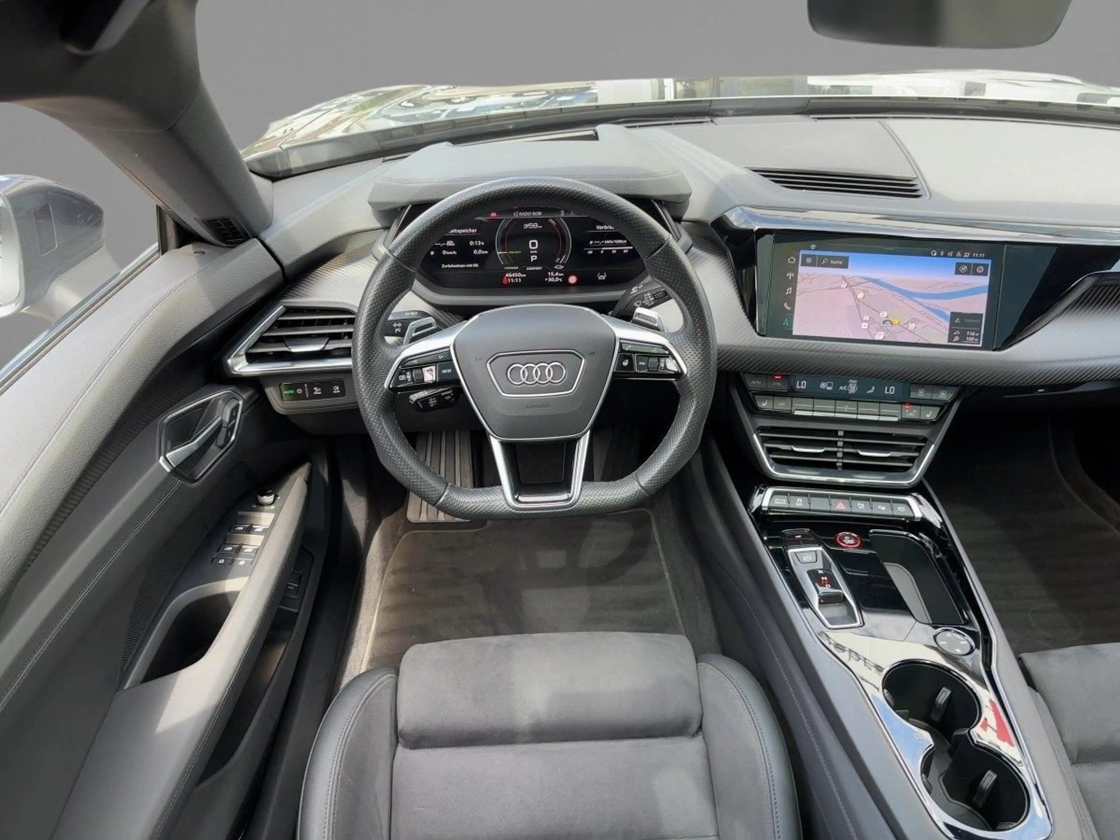 Audi e-tron GT 350 kW — photo 12