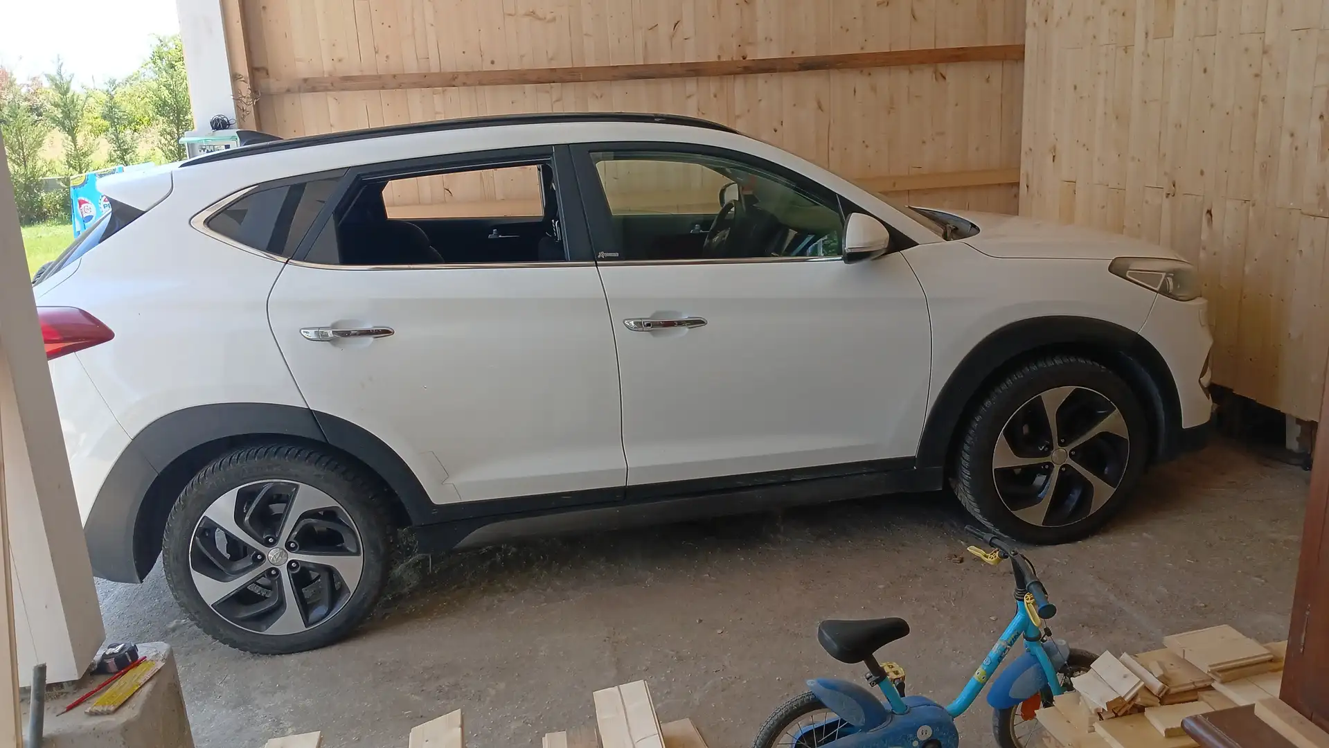 Hyundai TUCSON Tucson II 2015 2.0 crdi Xpossible 4wd 136cv - 1