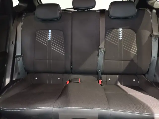 Hyundai i20 view 15