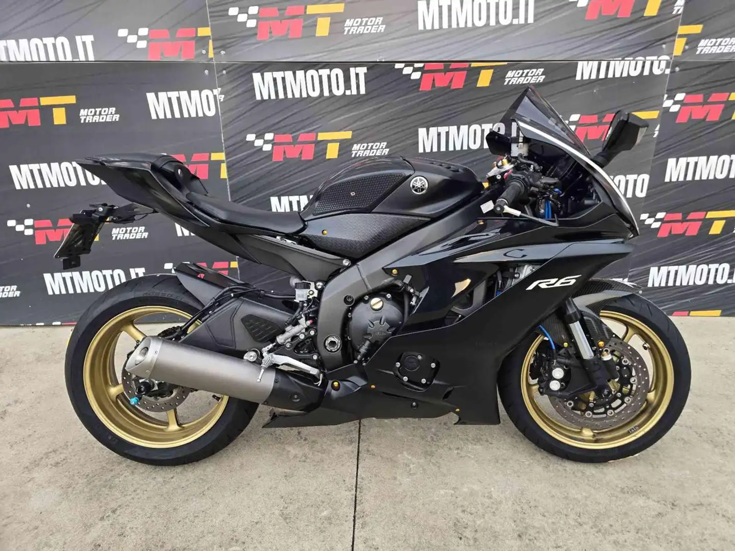Yamaha YZF-R6 Video 360 Negro - 1