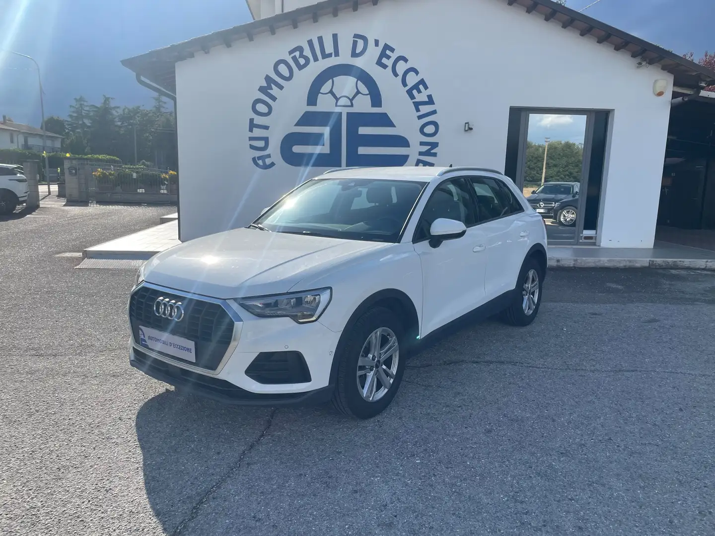 Audi Q3 Q3 35 2.0 tdi Advanced  s-tronic Blanc - 2