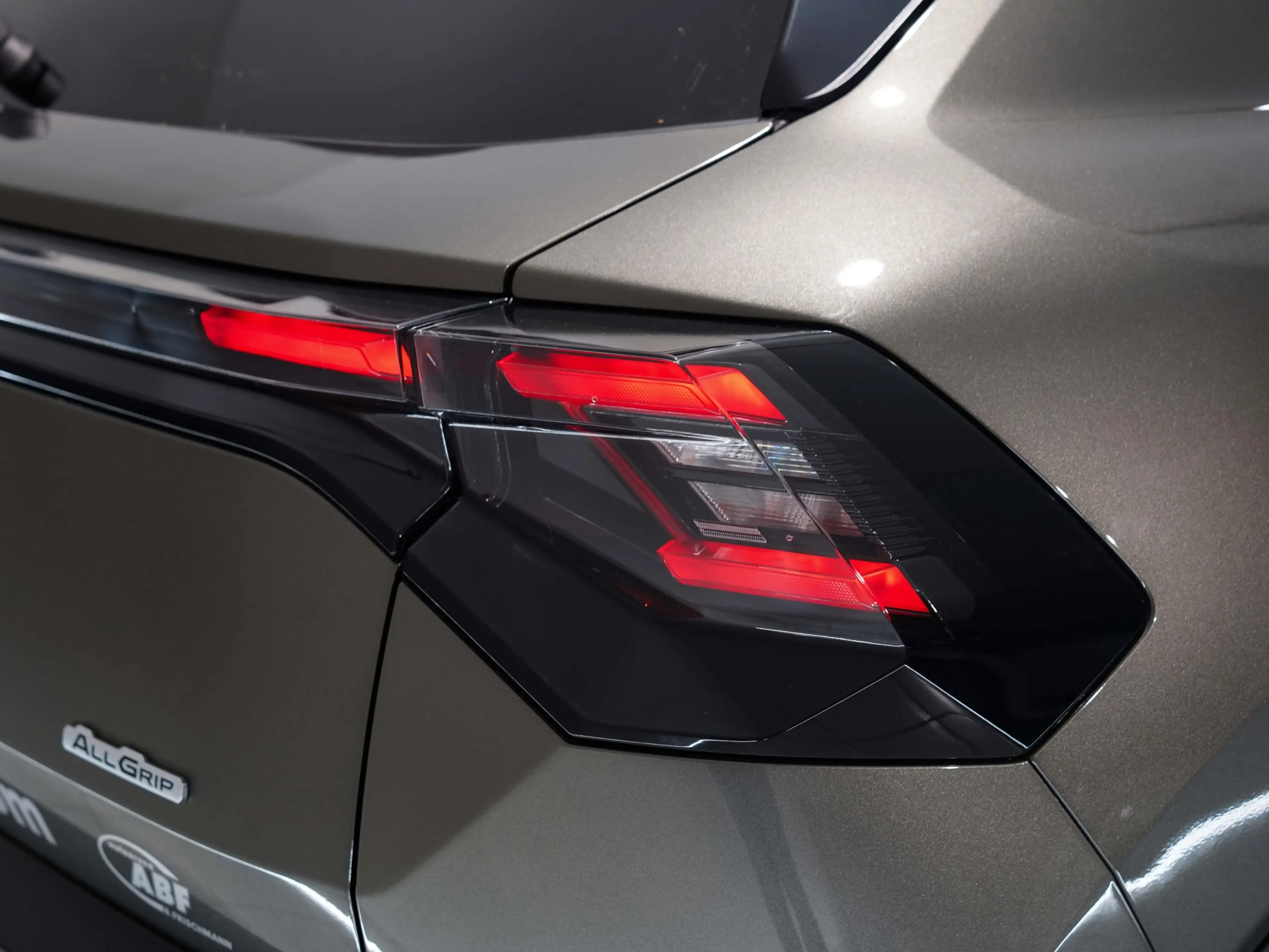 Suzuki Vitara e VITARA 61kWh ALLGRIP — photo 12